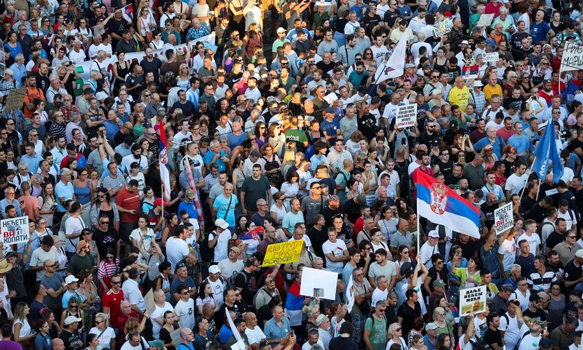 picture alliance/Reuters/Djordje Kojadinovic