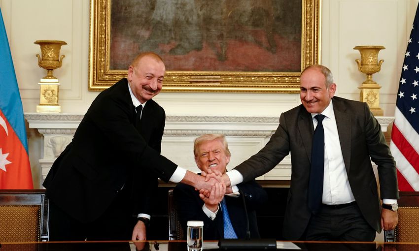 pa/CNP/Nathan Howard