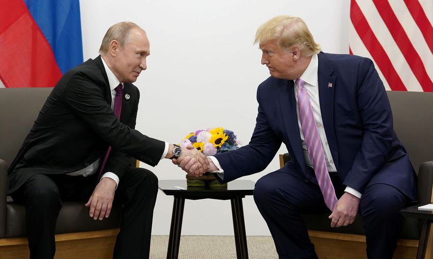 picture alliance /Reuters/Kevin Lamarque