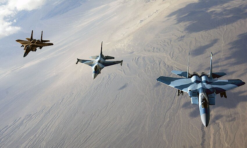 U.S. Air Force photo/Master Sgt. Kevin J. Gruenwal
