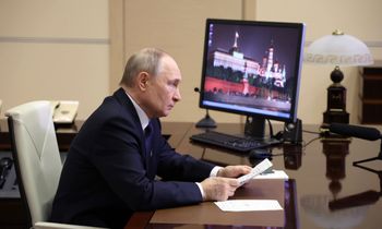 pa/zumapress | Alexander Kazakov/Kremlin Pool