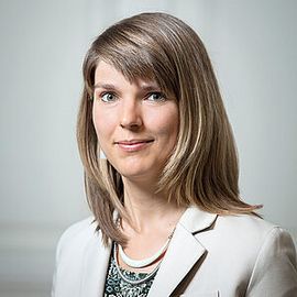 Alexandra Dienes