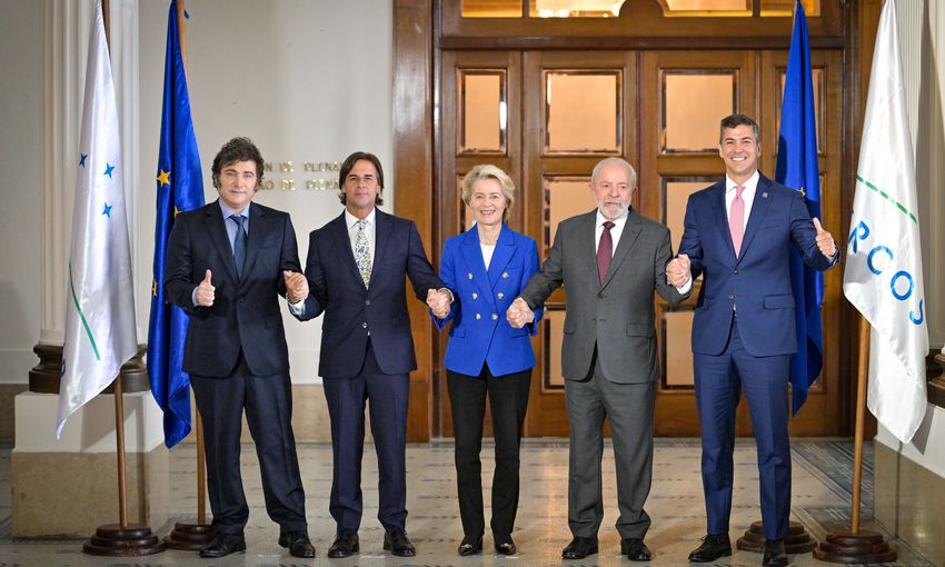 pa /dpa | Santiago Mazzarovich